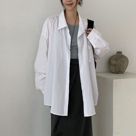 Dongdaemum Women’s Shirts, Tops & T-Shirts, a testament to the elegance and quality of wholesale Korean fashion.