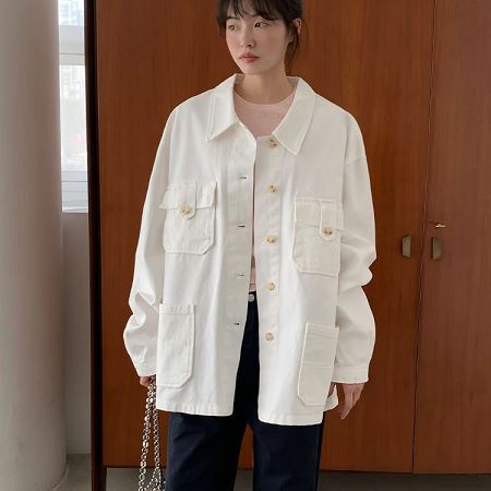 Dongdaemum Women’s Coats & Jackets, a testament to the elegance and quality of wholesale Korean fashion.