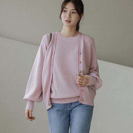 A variety of Dongdaemum Women’s Coats & Jackets, reflecting the sophistication of Korean fashion.