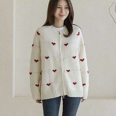 A variety of Dongdaemum Women’s Coats & Jackets, reflecting the sophistication of Korean fashion.