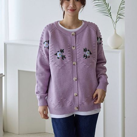 Dongdaemum Women’s Coats & Jackets, a testament to the elegance and quality of wholesale Korean fashion.