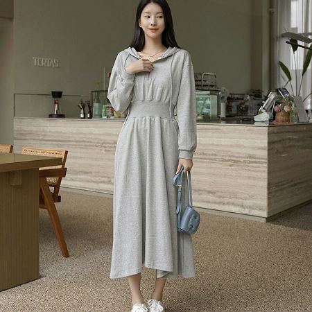 A collection of Dongdaemum Women’s Dresses, encapsulating the charm of Korean fashion.