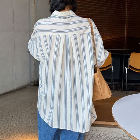 Dongdaemum Women’s Shirts, Tops & T-Shirts, a testament to the elegance and quality of wholesale Korean fashion.