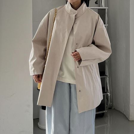 Dongdaemum Women’s Coats & Jackets, a testament to the elegance and quality of wholesale Korean fashion.