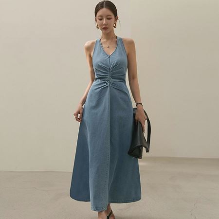 Dongdaemum Women’s Dresses, a testament to the elegance and quality of wholesale Korean fashion.