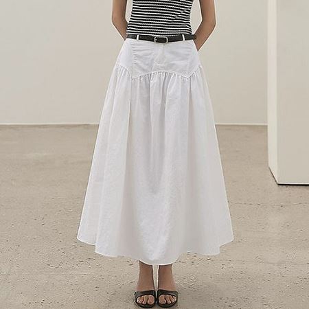 A collection of Dongdaemum Women’s Dresses, encapsulating the charm of Korean fashion.