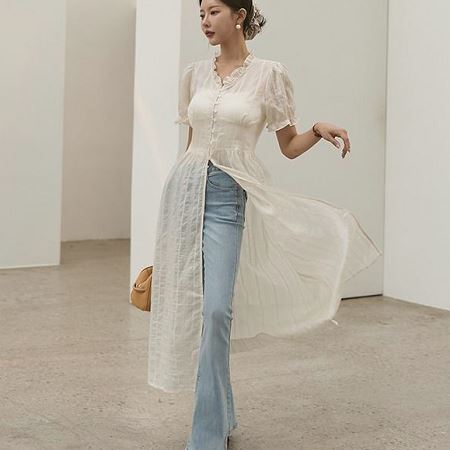 Dongdaemum Women’s Dresses, a testament to the elegance and quality of wholesale Korean fashion.