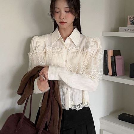 Dongdaemum Women’s Shirts, Tops & T-Shirts, a testament to the elegance and quality of wholesale Korean fashion.