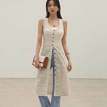 Dongdaemum Women’s Dresses, a testament to the elegance and quality of wholesale Korean fashion.