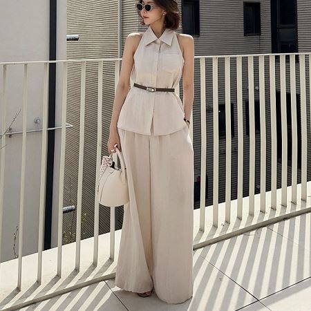 Dongdaemum Women’s One-Pieces, a testament to the elegance and quality of wholesale Korean fashion.