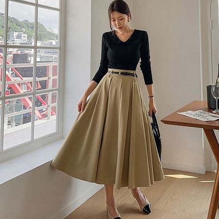 Dongdaemum Women’s One-Pieces, a testament to the elegance and quality of wholesale Korean fashion.