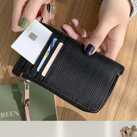 A collection of Dongdaemum Women’s Handbags, Wallets & Cases, showcasing the elegance of Korean fashion.