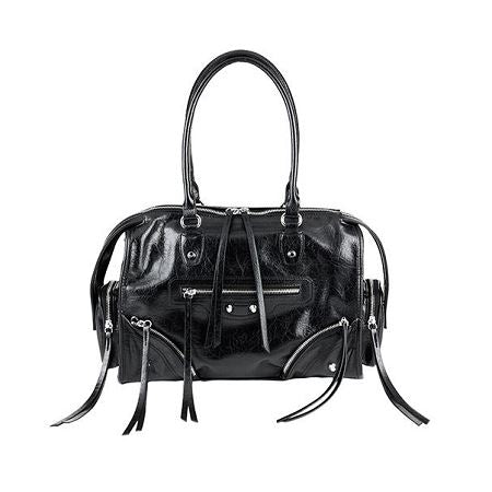 Dongdaemum Women’s Handbags, a testament to the elegance and quality of wholesale Korean fashion.