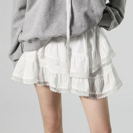 Dongdaemum Women’s Dresses, a testament to the elegance and quality of wholesale Korean fashion.