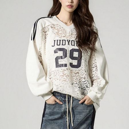 Dongdaemum Women’s Shirts, Tops & T-Shirts, a testament to the elegance and quality of wholesale Korean fashion.