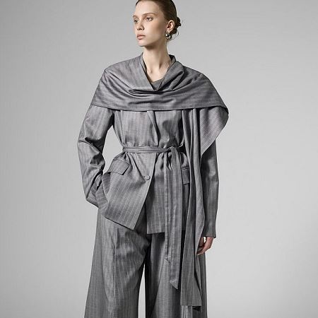 Dongdaemum Women’s Coats & Jackets, a testament to the elegance and quality of wholesale Korean fashion.