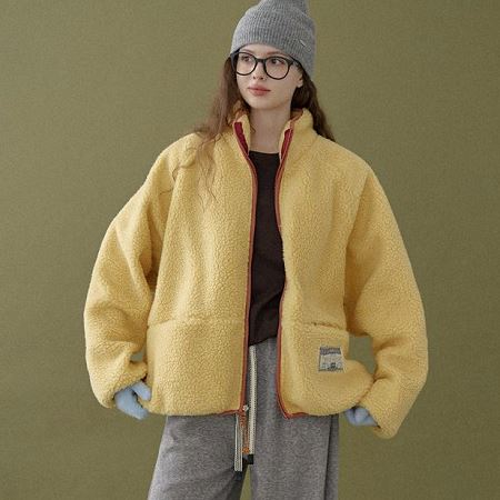 Dongdaemum Women’s Coats & Jackets, a testament to the elegance and quality of wholesale Korean fashion.