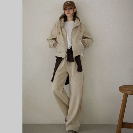 Dongdaemum Women’s One-Pieces, a testament to the elegance and quality of wholesale Korean fashion.