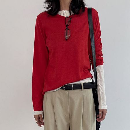 Dongdaemum Women’s Shirts, Tops & T-Shirts, a testament to the elegance and quality of wholesale Korean fashion.