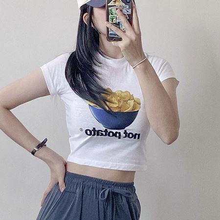 Dongdaemum Women’s Shirts, Tops & T-Shirts, a testament to the elegance and quality of wholesale Korean fashion.