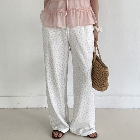 An array of Dongdaemum Women’s Pants, embodying the versatility of Korean fashion.
