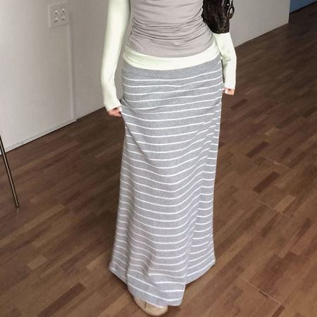Dongdaemum Women’s Dresses, a testament to the elegance and quality of wholesale Korean fashion.