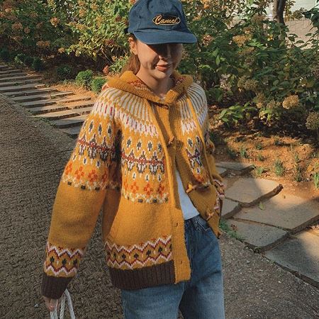 A variety of Dongdaemum Women’s Coats & Jackets, reflecting the sophistication of Korean fashion.