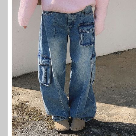 An array of Dongdaemum Women’s Pants, embodying the versatility of Korean fashion.