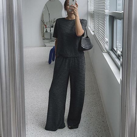 A variety of Dongdaemum Women’s One-Pieces, representing the allure of Korean fashion.