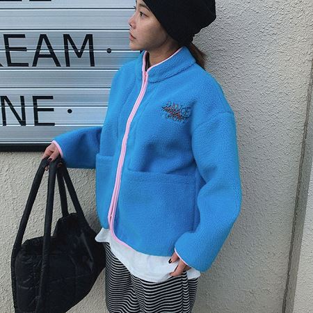 A variety of Dongdaemum Women’s Coats & Jackets, reflecting the sophistication of Korean fashion.