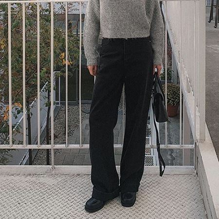 An array of Dongdaemum Women’s Pants, embodying the versatility of Korean fashion.