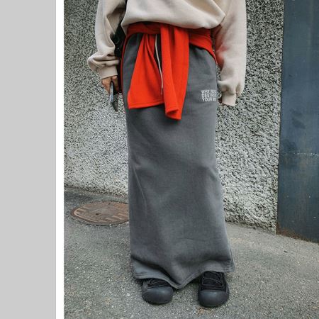 A collection of Dongdaemum Women’s Dresses, encapsulating the charm of Korean fashion.