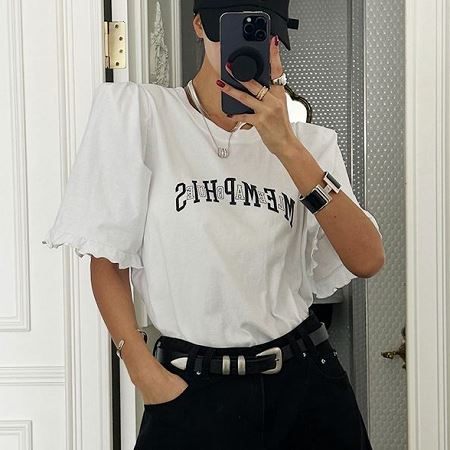 Dongdaemum Women’s Shirts, Tops & T-Shirts, a testament to the elegance and quality of wholesale Korean fashion.