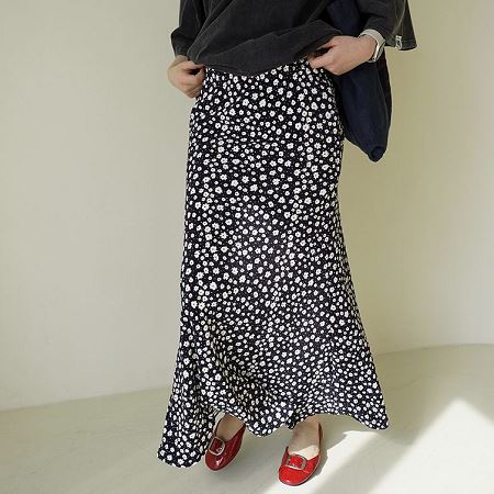 Dongdaemum Women’s Dresses, a testament to the elegance and quality of wholesale Korean fashion.