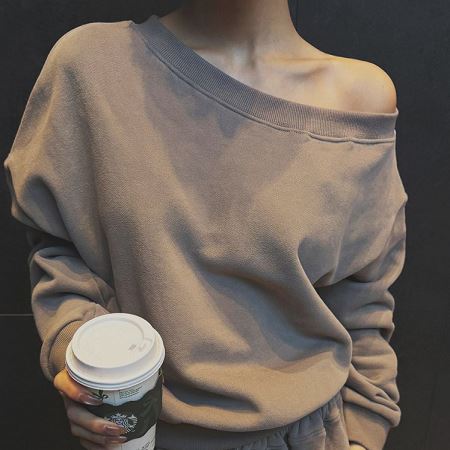 Dongdaemum Women’s Shirts, Tops & T-Shirts, a testament to the elegance and quality of wholesale Korean fashion.