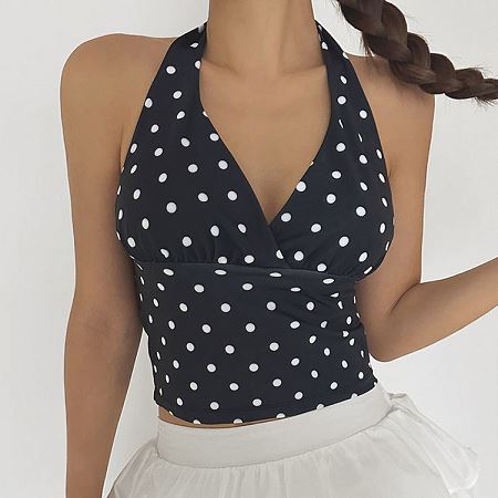 Dongdaemum Women’s Shirts, Tops & T-Shirts, a testament to the elegance and quality of wholesale Korean fashion.