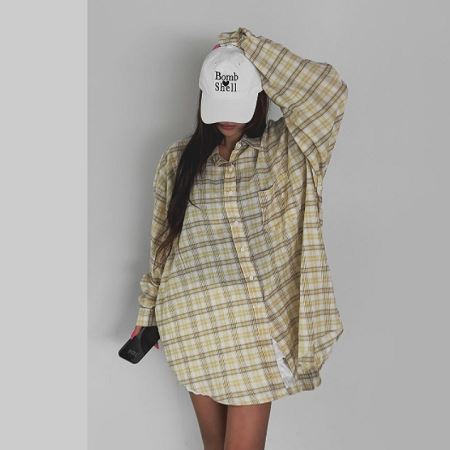 Dongdaemum Women’s Shirts, Tops & T-Shirts, a testament to the elegance and quality of wholesale Korean fashion.