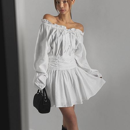 Dongdaemum Women’s Dresses, a testament to the elegance and quality of wholesale Korean fashion.