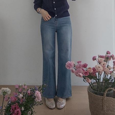 An array of Dongdaemum Women’s Pants, embodying the versatility of Korean fashion.