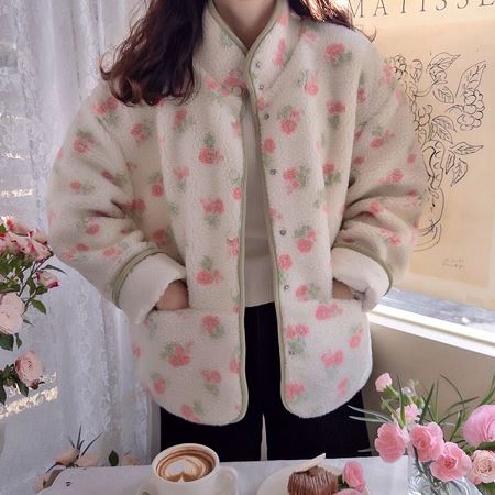 A variety of Dongdaemum Women’s Coats & Jackets, reflecting the sophistication of Korean fashion.