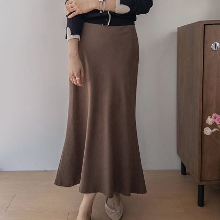 A collection of Dongdaemum Women’s Dresses, encapsulating the charm of Korean fashion.