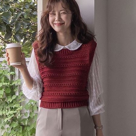 A variety of Dongdaemum Women’s Coats & Jackets, reflecting the sophistication of Korean fashion.