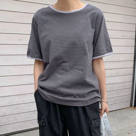 Dongdaemum Women’s Shirts, Tops & T-Shirts, a testament to the elegance and quality of wholesale Korean fashion.