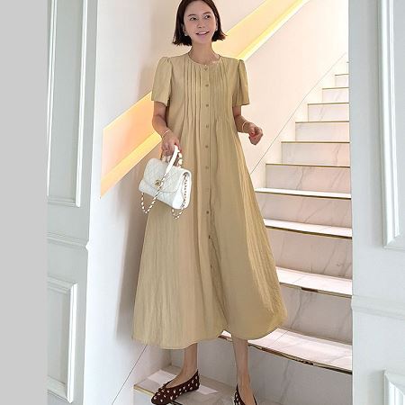 Dongdaemum Women’s Dresses, a testament to the elegance and quality of wholesale Korean fashion.