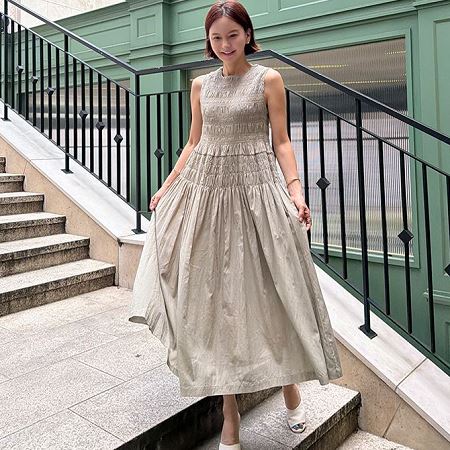 A collection of Dongdaemum Women’s Dresses, encapsulating the charm of Korean fashion.