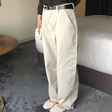 An array of Dongdaemum Women’s Pants, embodying the versatility of Korean fashion.
