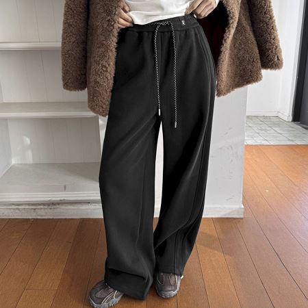 An array of Dongdaemum Women’s Pants, embodying the versatility of Korean fashion.