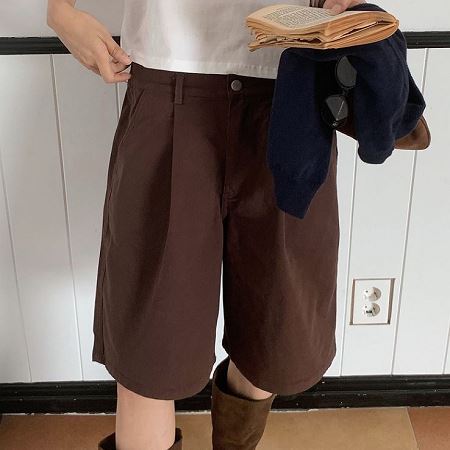 An array of Dongdaemum Women’s Pants, embodying the versatility of Korean fashion.