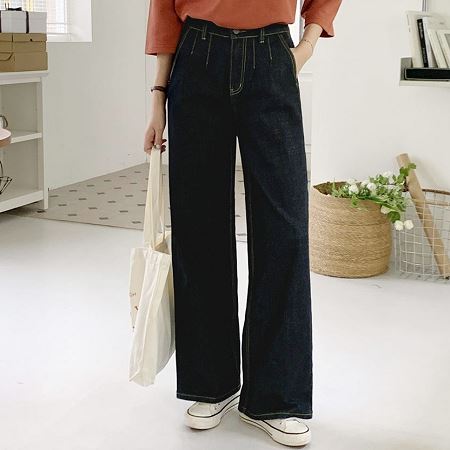 An array of Dongdaemum Women’s Pants, embodying the versatility of Korean fashion.