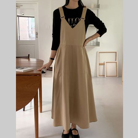 A collection of Dongdaemum Women’s Dresses, encapsulating the charm of Korean fashion.